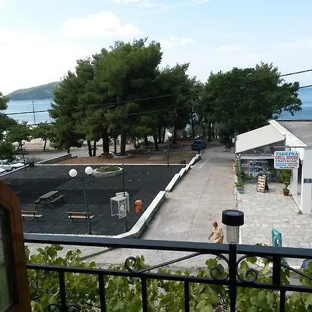 Agnantio Studio Guest house *