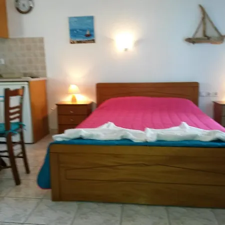 Agnantio Studio Guest house *