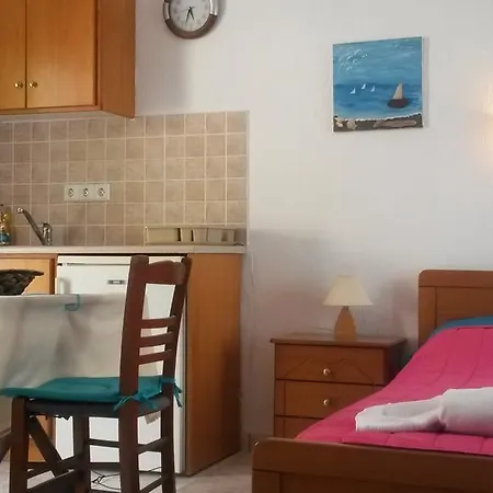Agnantio Studio Guest house *